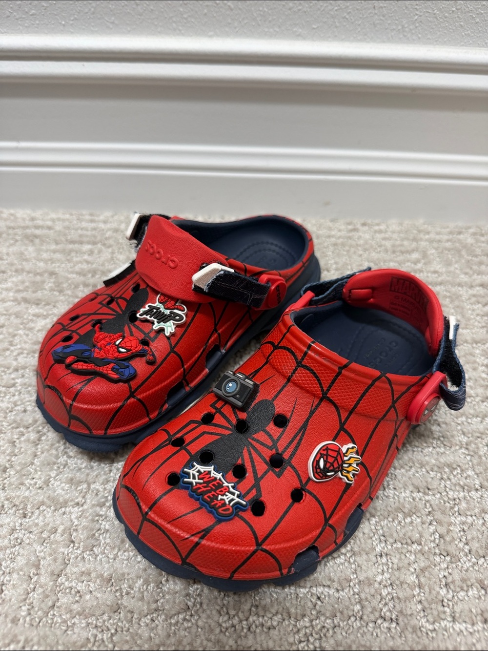 CROCS Kids Red Spider-Web Clogs with Navy Soles US11